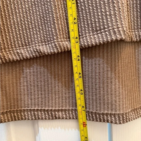 Entro Taupe Ribbed Midi Dress - Picture 5 of 5